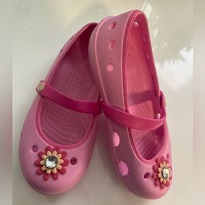 CROCS Pink Kids Water Shoes with Flower Accent